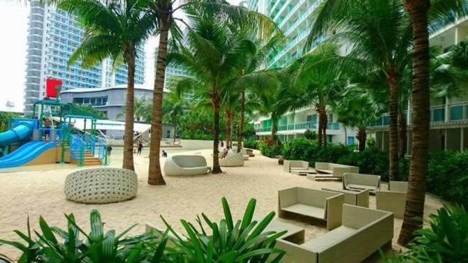 Azure Urban Resort Staycation Manila Exterior foto