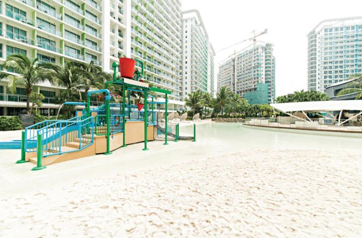 Azure Urban Resort Staycation Manila Exterior foto